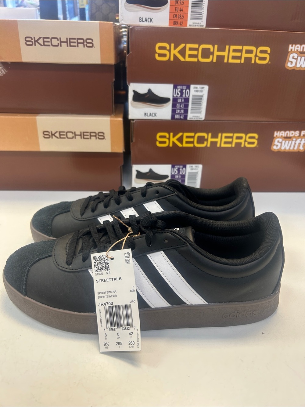 adidas Black Sneakers with White Stripes and Brown Sole Womenâs Shoes 7.5 0522